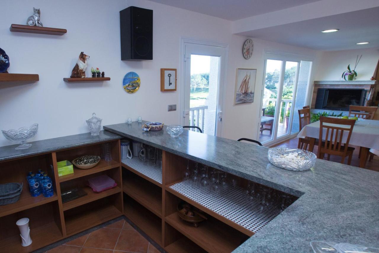 Hospedium Galitrips Vila Maruja Corme Extérieur photo