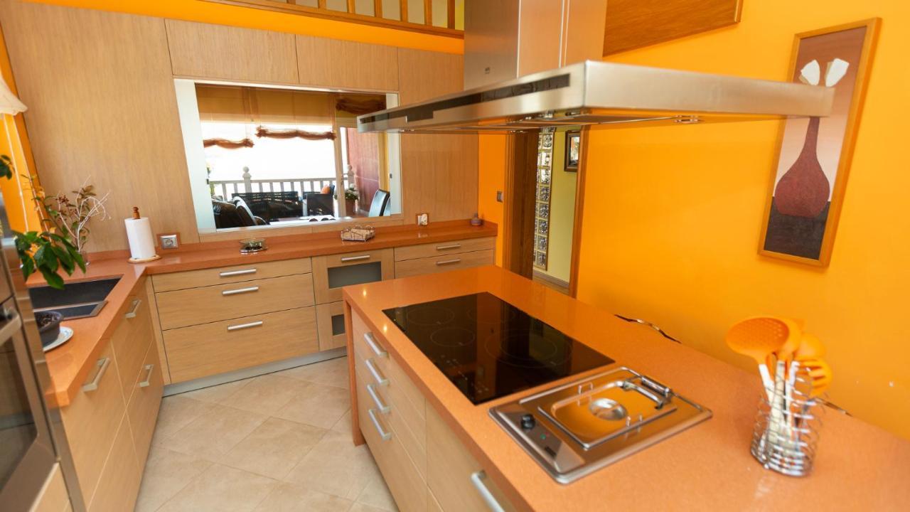 Hospedium Galitrips Vila Maruja Corme Extérieur photo
